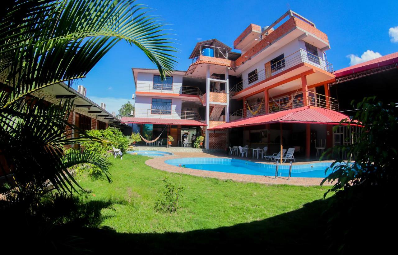 Gran Hotel Gusbet Pucallpa Exterior photo
